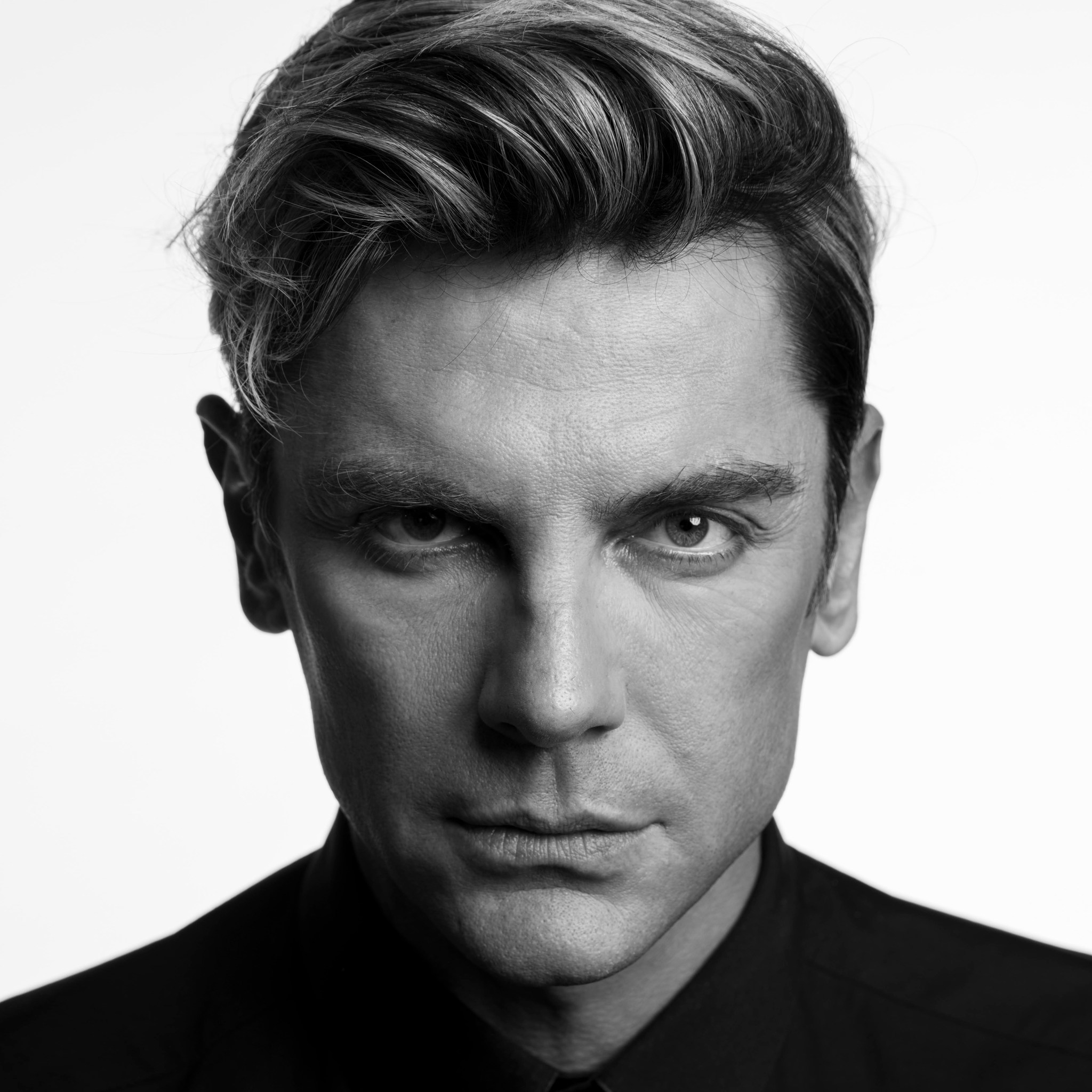 MAKSIM